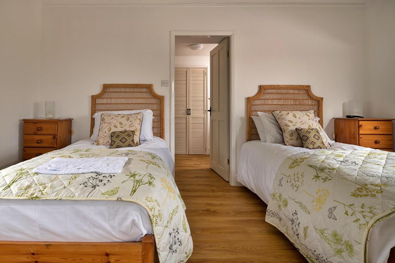 Finest Retreats - Moelis Granary - Luxury Cottage With Hot Tub Llandrillo Dış mekan fotoğraf